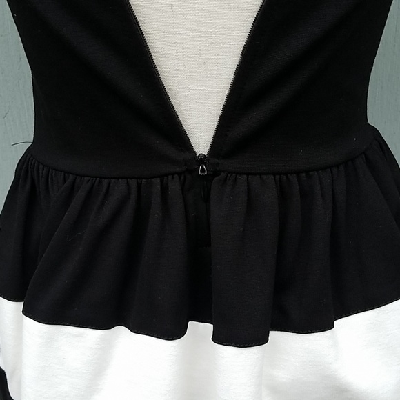 Love..Andy Rayon Blend Mini Dress - Picture 6 of 7